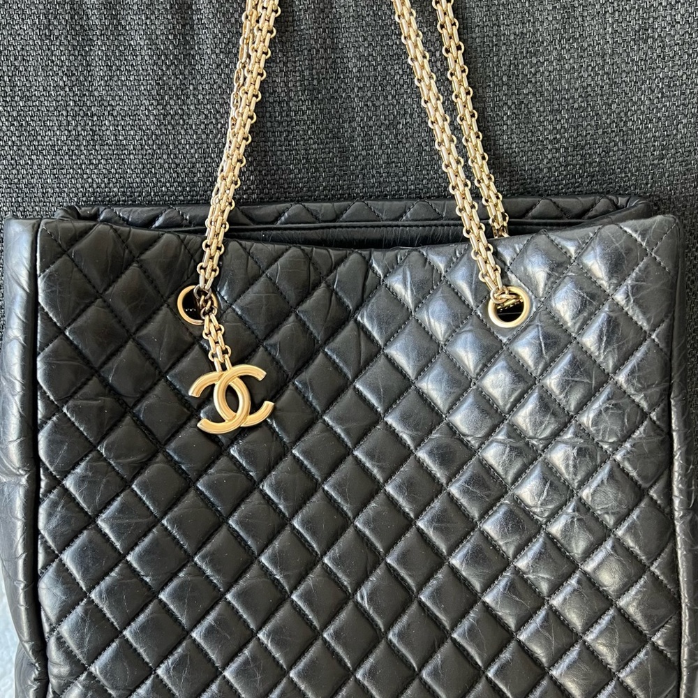 Used Chanel black tote